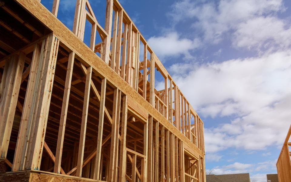 https://sourceable.net/housing-minister-backs-in-construction-industry/