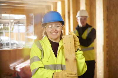 https://sourceable.net/young-worker-management-is-critical-in-construction-site-safety/