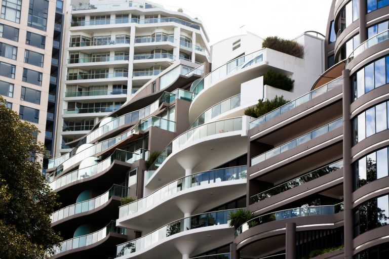 https://sourceable.net/nsw-sets-sights-on-defects-in-recently-built-apartment-complexes/