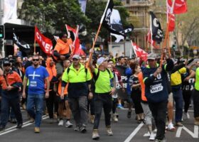 https://sourceable.net/builders-slam-parliament-on-cfmeu-bill-delay/