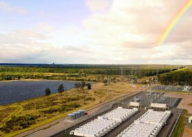 https://sourceable.net/ground-set-to-break-on-huge-queensland-battery-project/