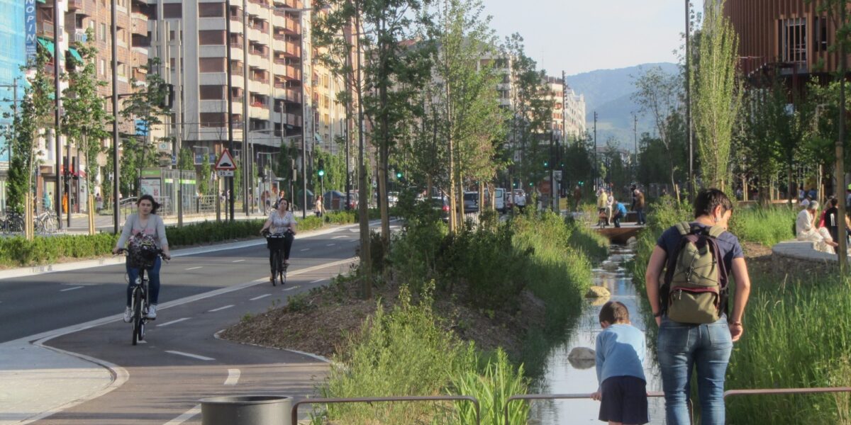 https://sourceable.net/exploring-biophilic-cities-and-its-role-in-climate-positive-design/
