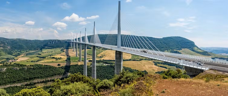 https://sourceable.net/how-the-worlds-tallest-bridge-saves-thousands-of-tonnes-of-carbon-emissions/