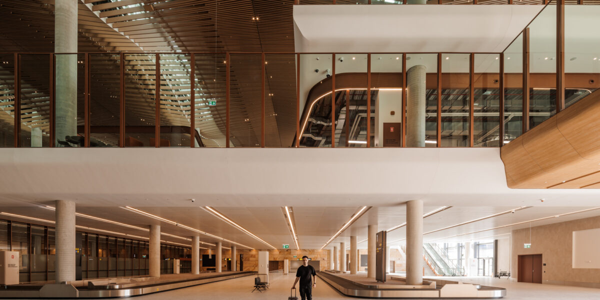 https://sourceable.net/western-sydney-airport-terminal-now-complete/