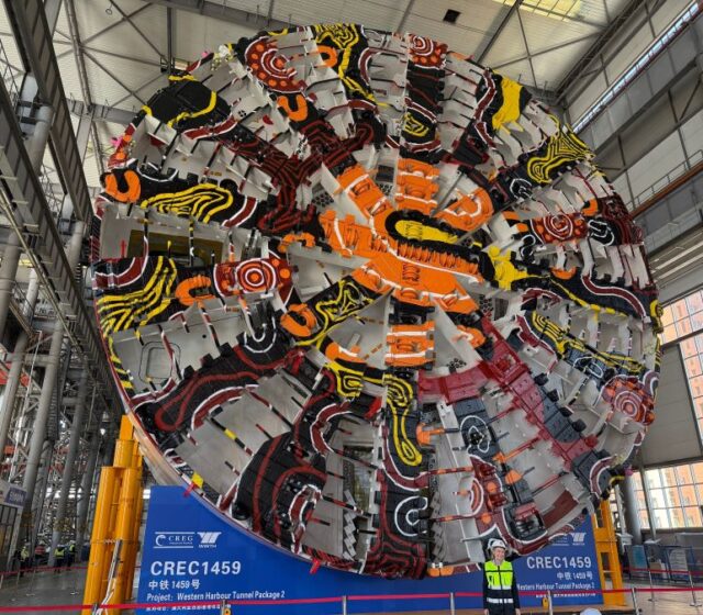 Huge machines to tunnel 50 meters below Sydney Harbour