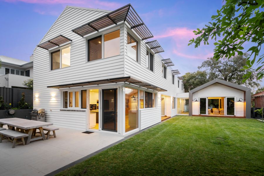 https://sourceable.net/why-upvc-windows-dominate-overseas-but-struggle-down-under-a-comparative-view/