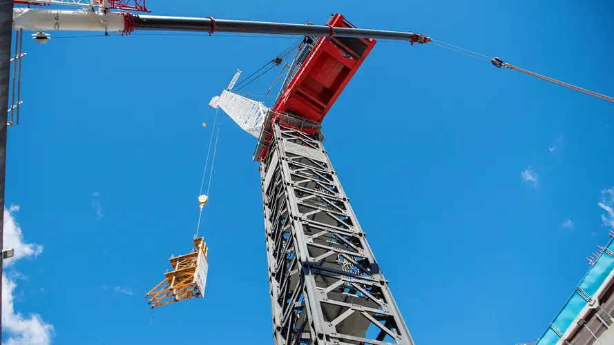 https://sourceable.net/more-cranes-rise-up-across-australia/
