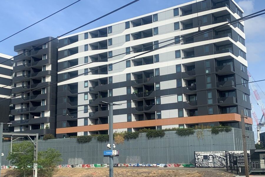 https://sourceable.net/building-approvals-soar-to-3-%c2%bd-year-high-on-apartment-surge/