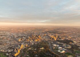 https://sourceable.net/should-governments-shift-jobs-to-the-suburbs/