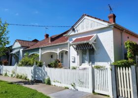 https://sourceable.net/the-economics-of-heritage-laws-and-housing-supply/