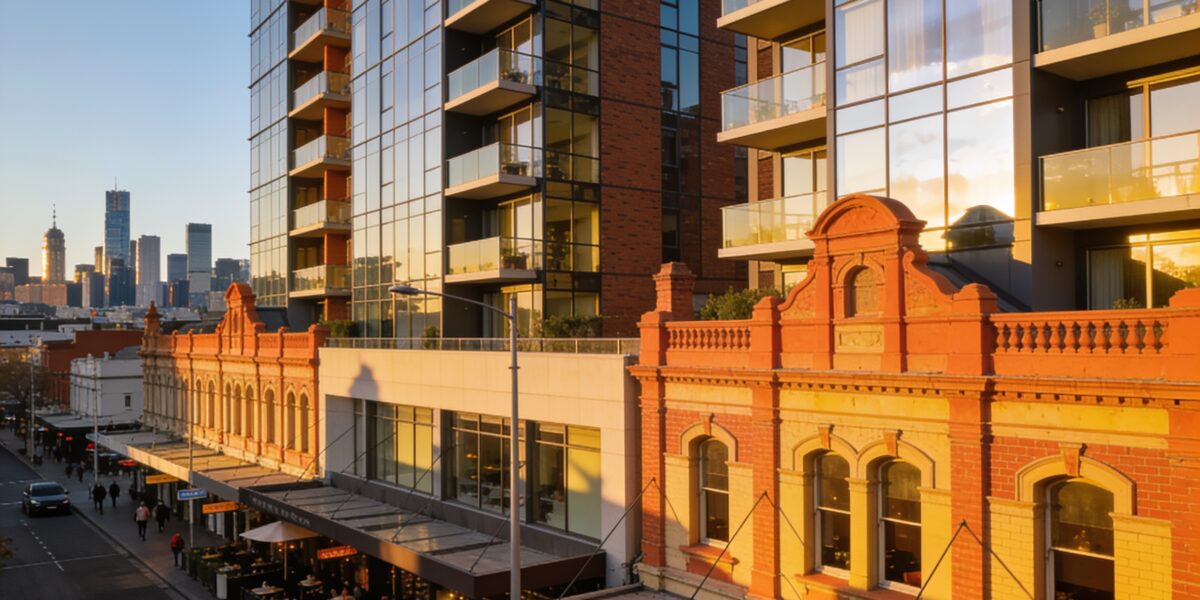 https://sourceable.net/victorias-property-confidence-falls-to-near-record-lows/